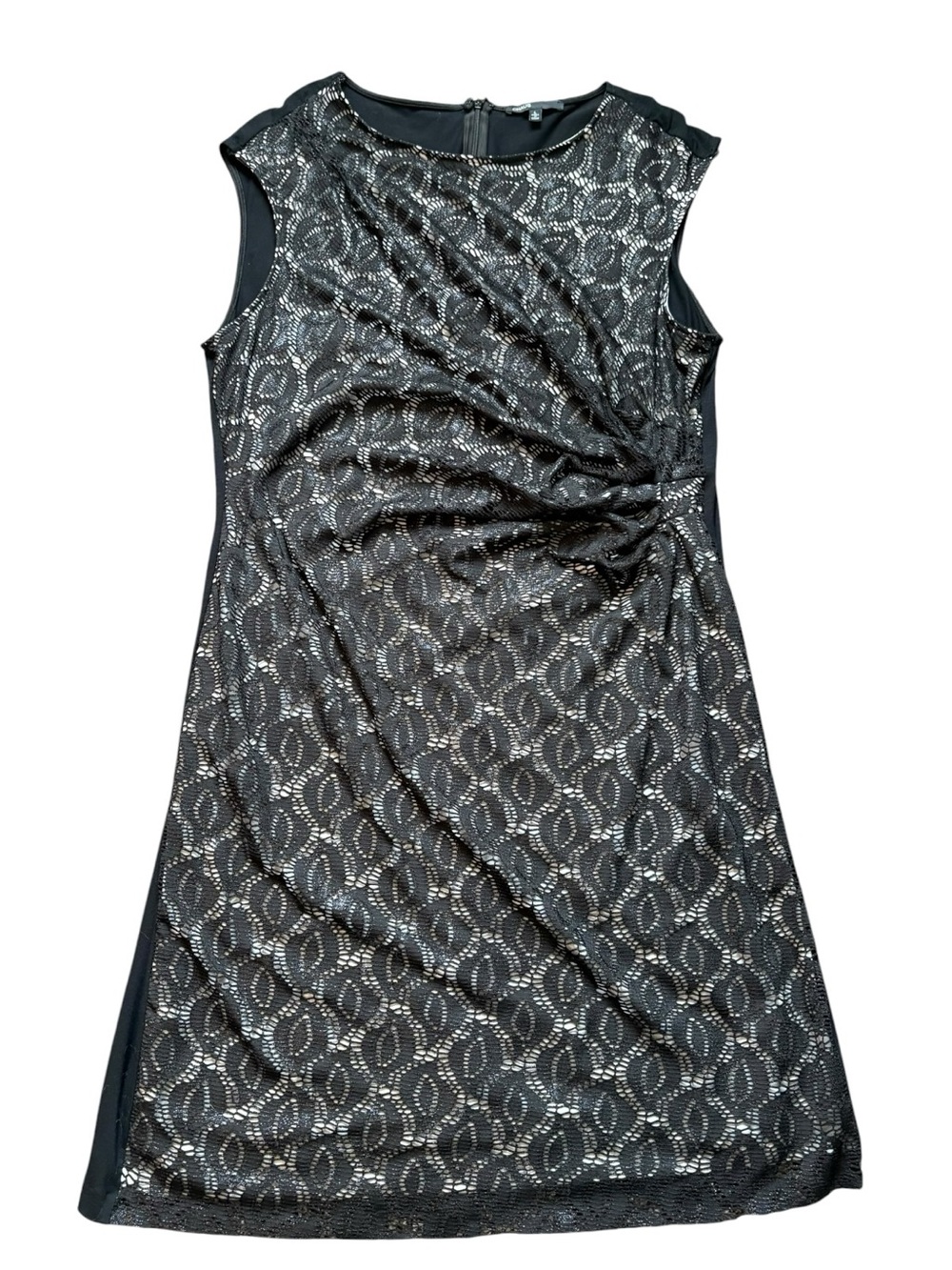 Chaus Black Metallic Lace-Overlay Ruched Sheath Sleeveless Cocktail Dress
NWT Lg